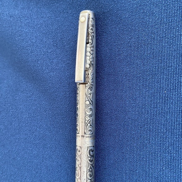 Vintage Sheaffer Sterling Silver Pen - Picture 2 of 6